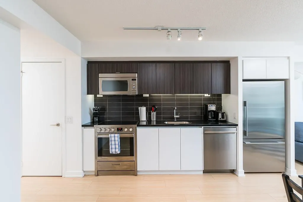 Bright 2 Bed Lakeview Suite Toronto Apartamento
